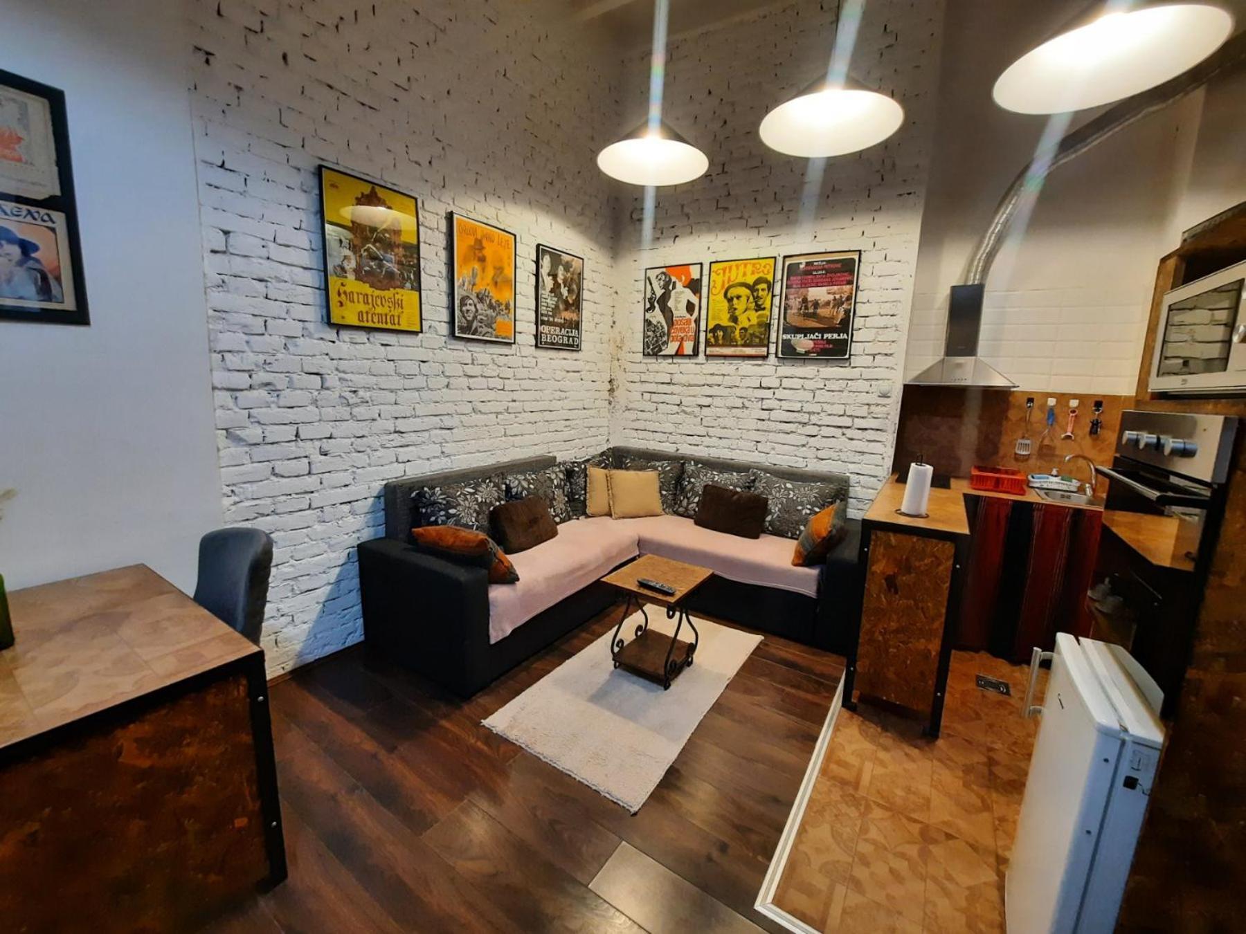 Appartamento Authentic Belgrade Centre - Split Level Loft With Patio In Courtyard Esterno foto